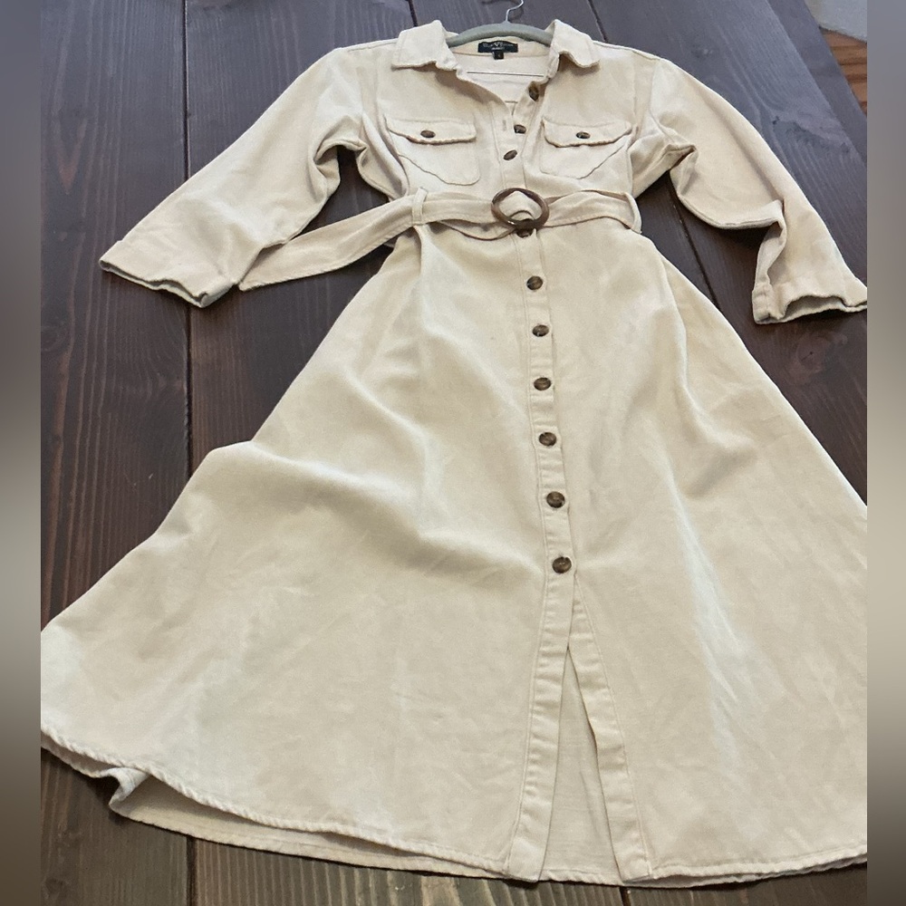 NWT Velvet Hearts Button Up dress